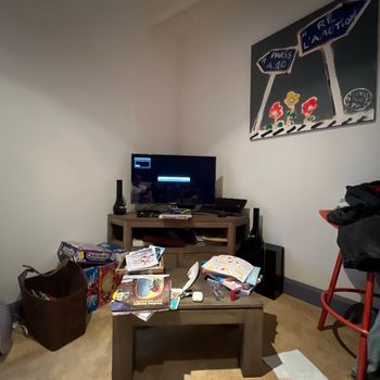 Super meuble télé modèle «manjemoualepaf»