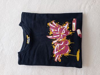 T-shirt noir, Pyxis 38