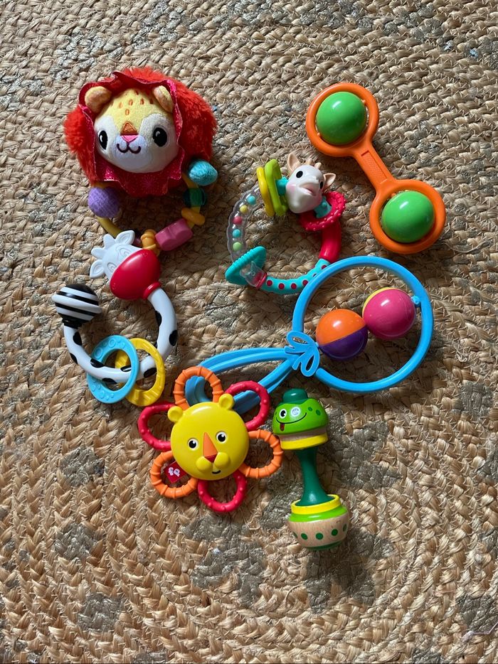 Lot hochets