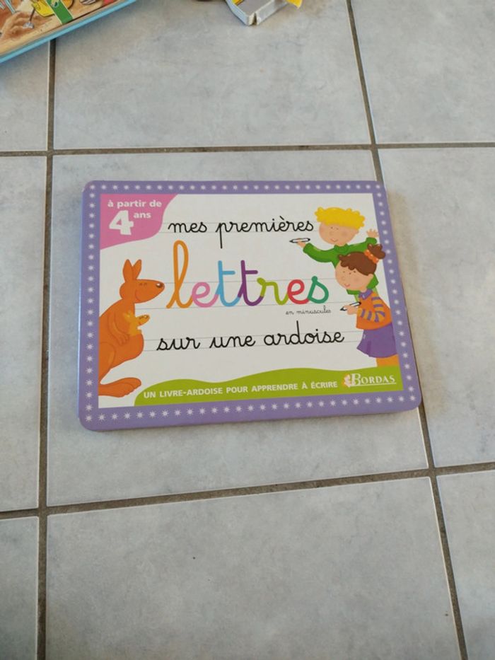 Livre ardoise mes premières lettres