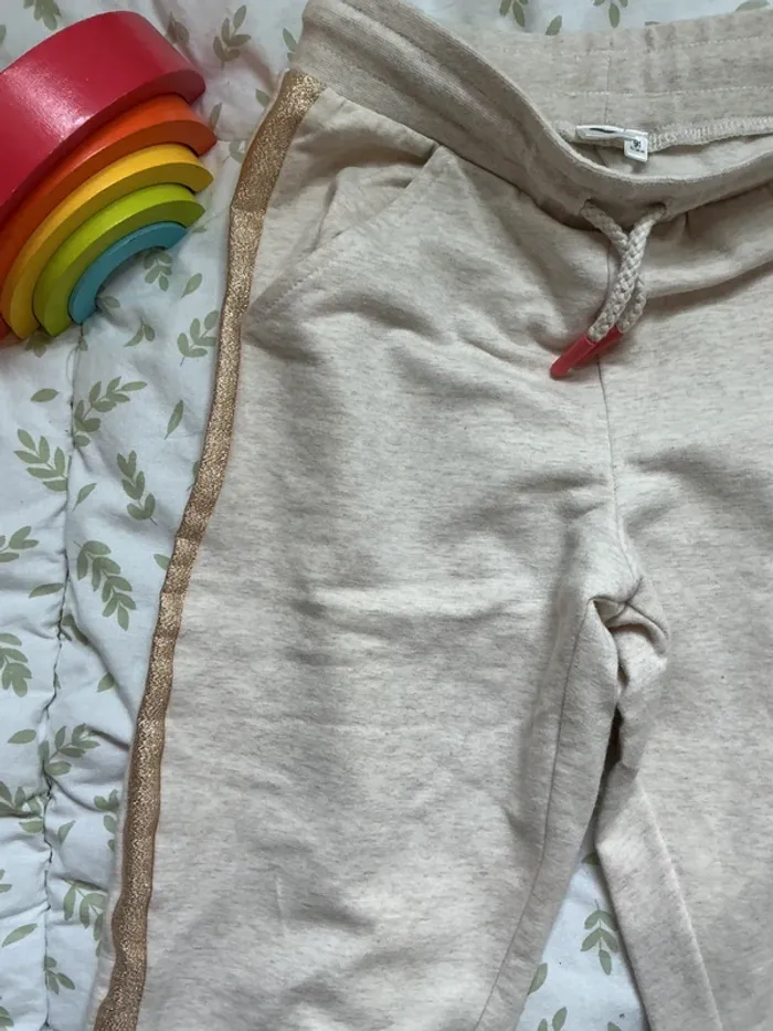 pantalon beige bande a paillettes lien de serrage grain de blé 9 ans - photo numéro 4