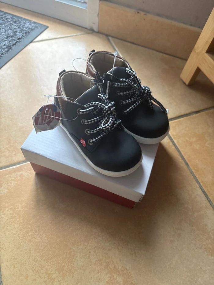 Chaussures taille 22 cuir Na