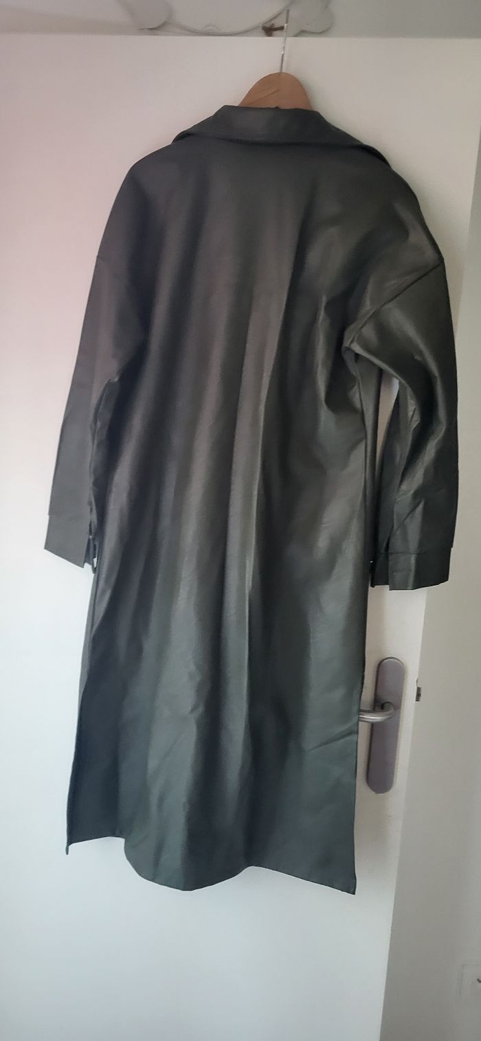 Belle veste en simili cuir - photo numéro 4