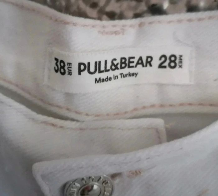 Jean blanc Pull & Bear taille 38 - photo numéro 3