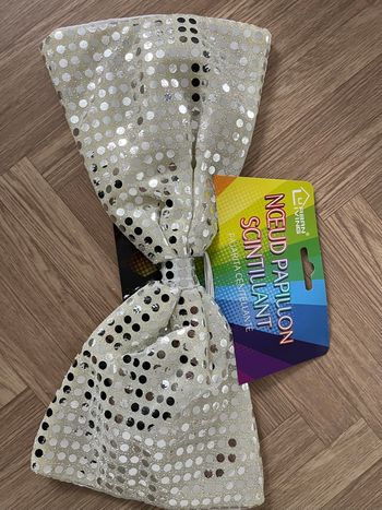 Noeud papillon géant