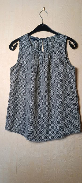 Haut sans manche noir et blanc