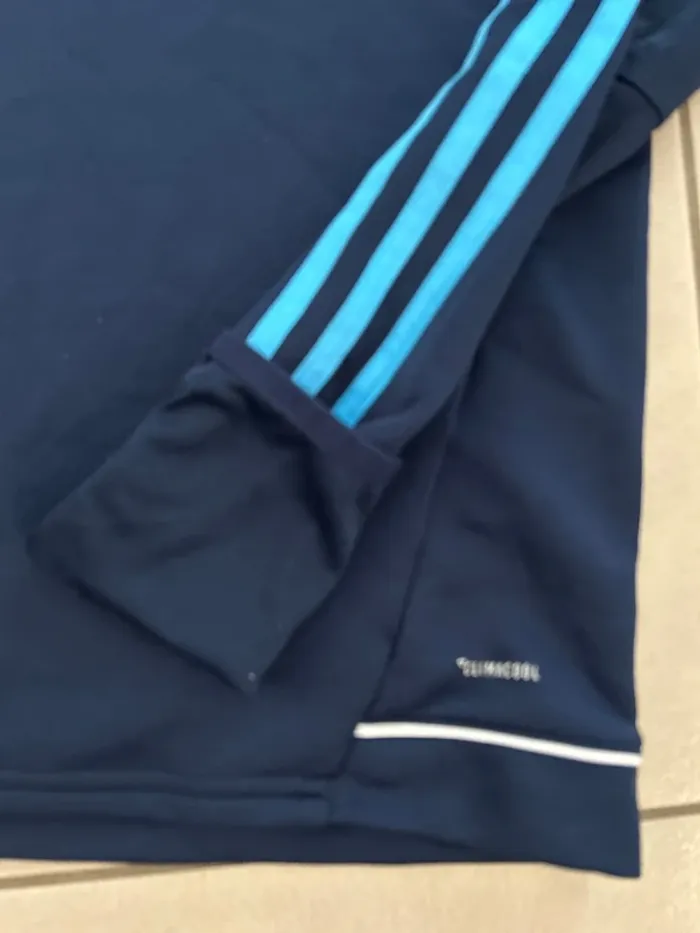 Sweat-shirt d'entraînement OM Adidas 2017-2018 taille 13-14 ans - photo numéro 2