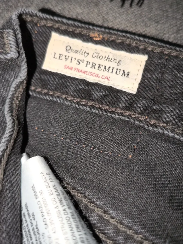 Jupe en jean noire Levi’s – Taille 38 – Très bon état - photo numéro 6