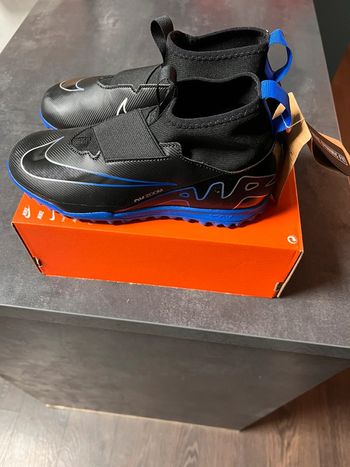 Basket Nike taille 38.5