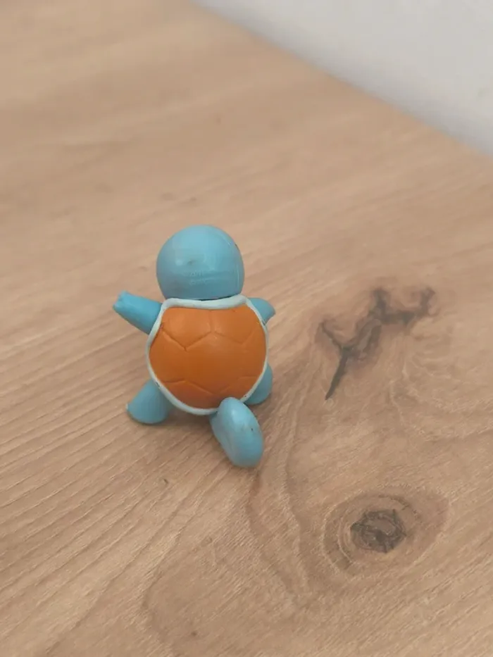 Figurine pokémon carapuce - photo numéro 3