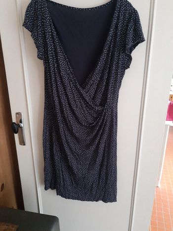 Robe marine décolletée cache cœur