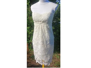Robe de mariée ou témoin neuve, taille 36,