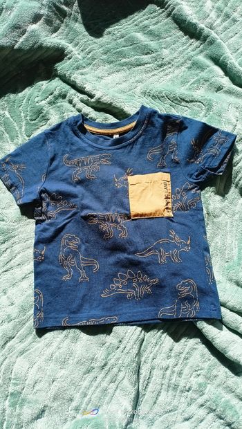 T shirt dinosaure manche courte