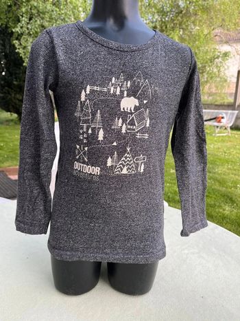 T shirt manche longue taille 6 ans