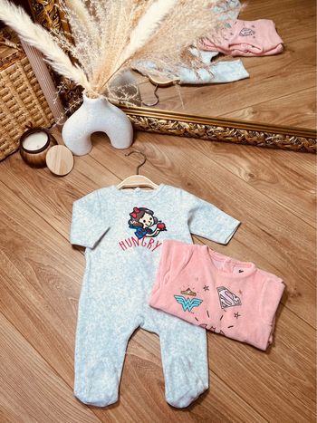 Taille 3 mois lot de 2 pyjamas velours fille Disney rose gris * super héros * 🎀