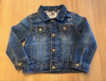 Veste jean 4 ans   Très bon état