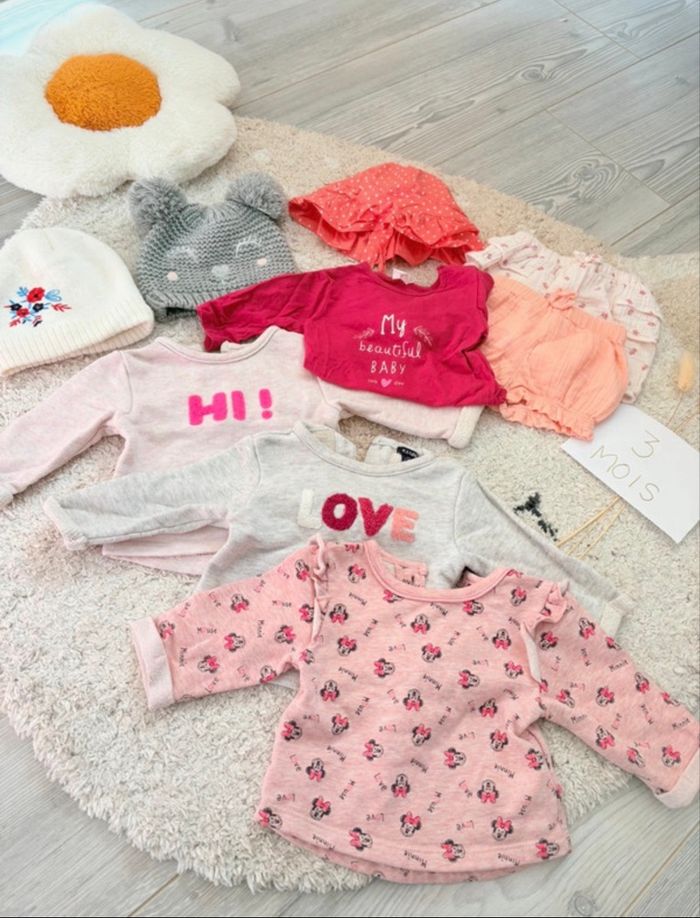 Lot vêtements fille 3 mois