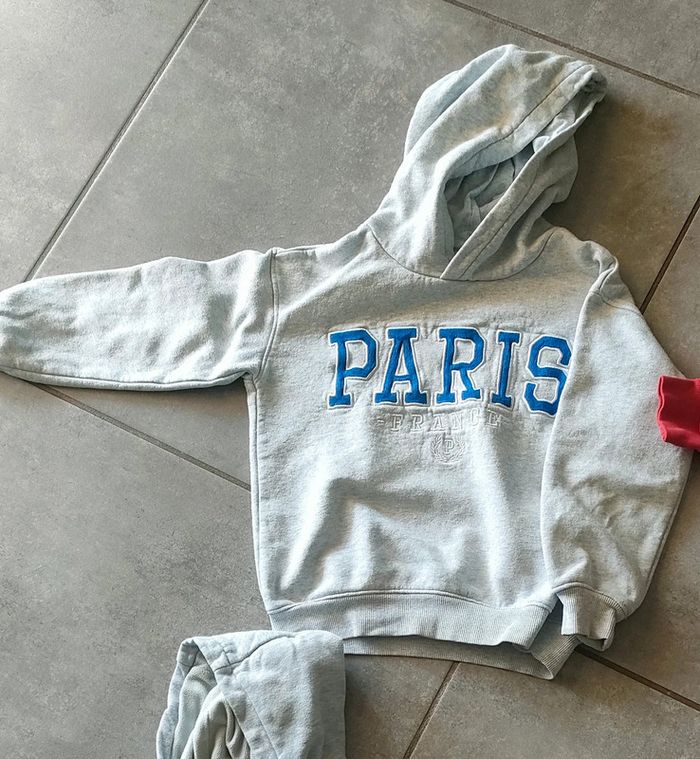 Lot pulls 8-9 ans - photo numéro 3