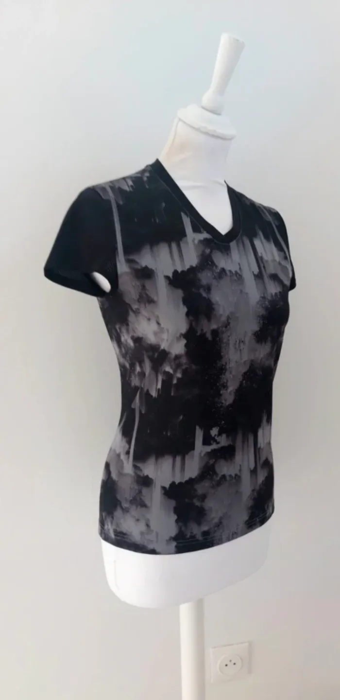 T-shirt de sport manches courtes adidas running taille XS - photo numéro 3