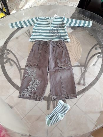 Pantalon, haut manche longue et chaussette