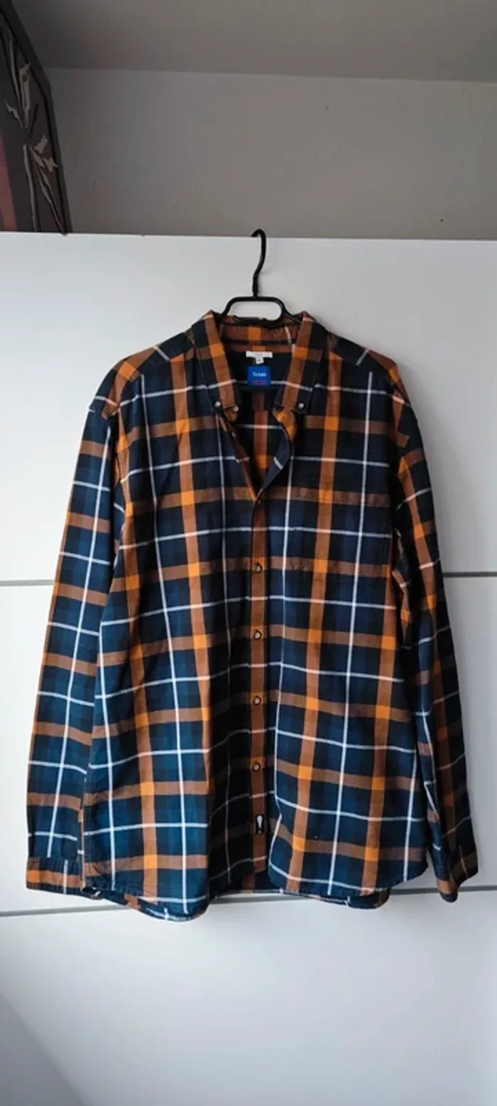 Chemise