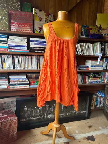 Robe de plage ou été orange