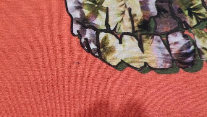 T-shirt imprimé tête de mort T: 10 ans - photo numéro 3