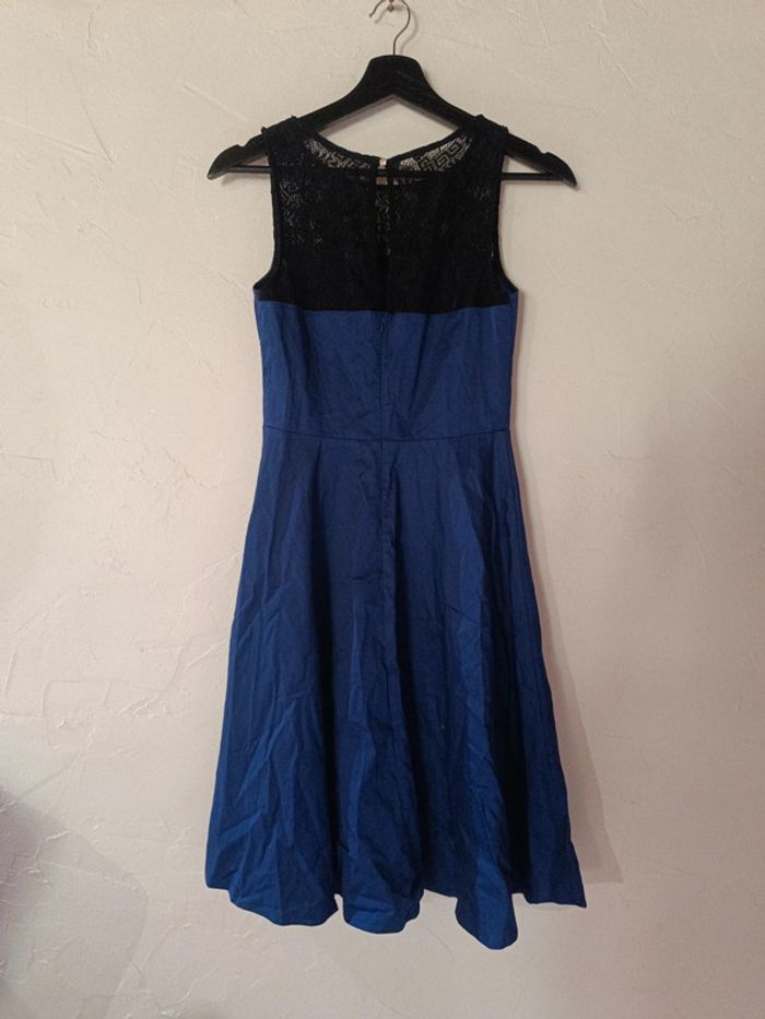 Robe chic TS Neuve jamais portée - photo numéro 2