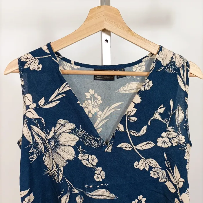 Top sans manches bleu fleuri col V – bpc selection – taille 36 A978 - photo numéro 2