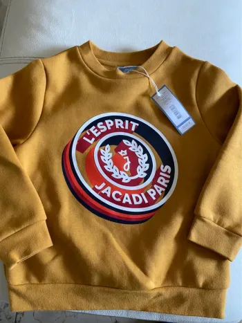 Sweat Jacadi neuf 4 ans