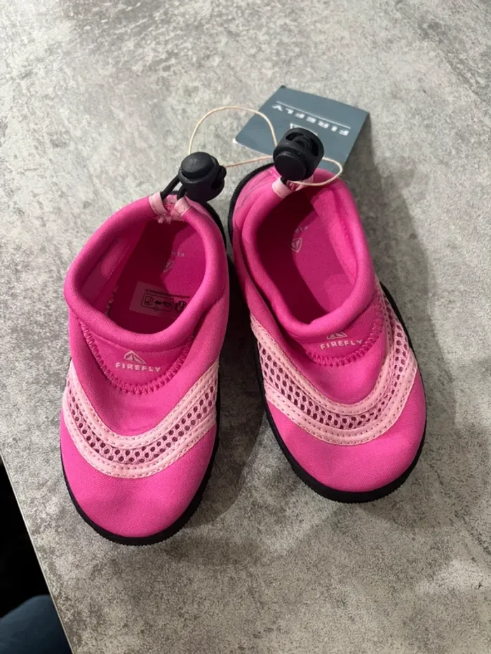 Chaussons plage/piscine neuf taille 22 - photo numéro 2