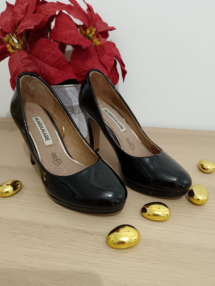 Escarpins noirs vernis P36 - photo numéro 2