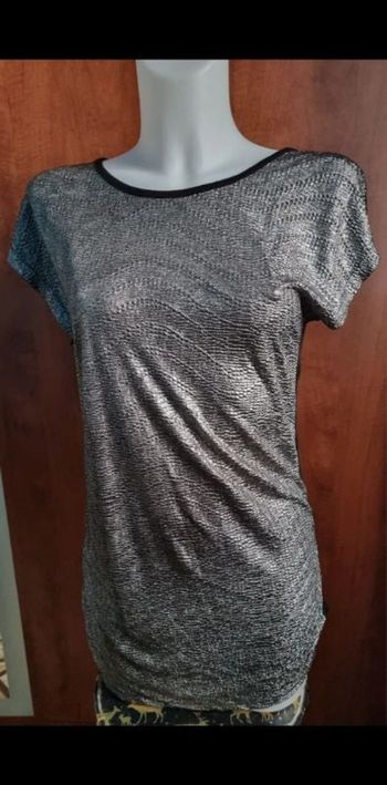 Long t-shirt taille 34 noir et argenté pailleté