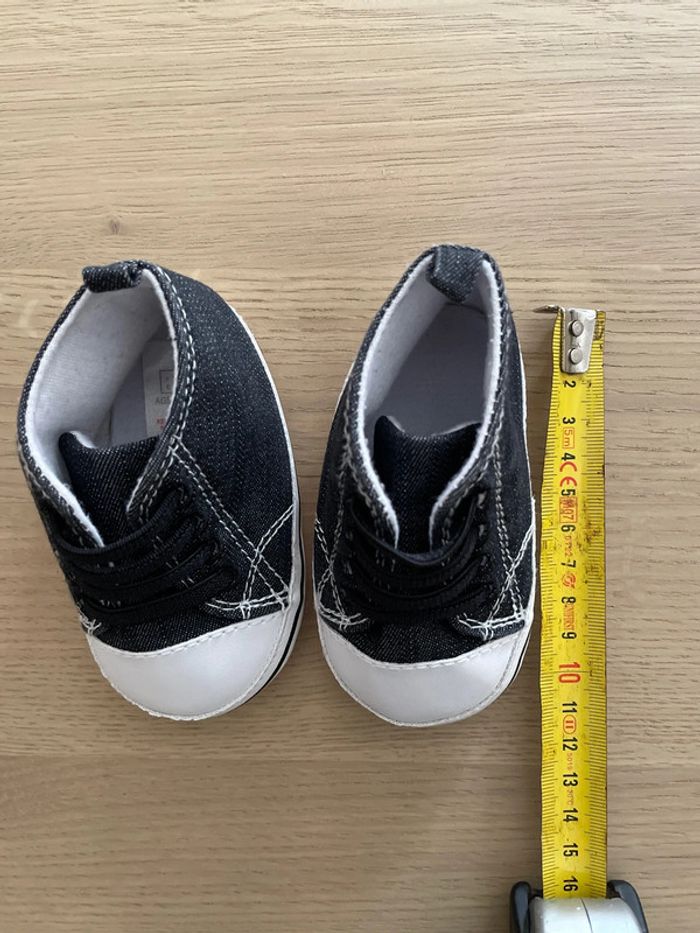 Chaussures bébé souples blanc et noir sans lacets primark 9/12 mois - photo numéro 5