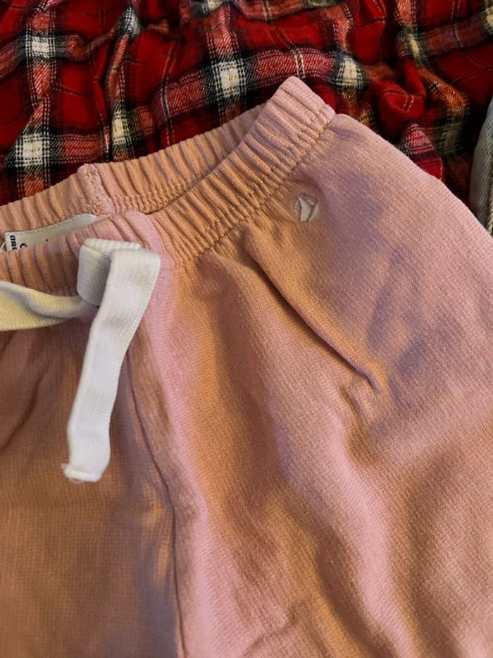 Lot jeans legging et chemise 18 mois - photo numéro 4