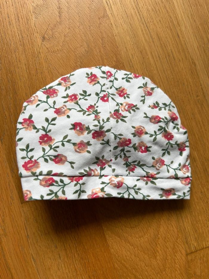 Bonnet fleurs bébé fille - photo numéro 2