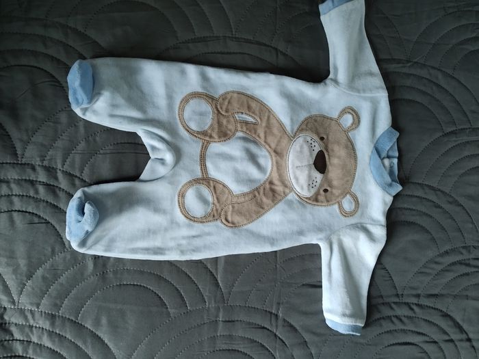 Pyjamas hiver 1 mois - photo numéro 6