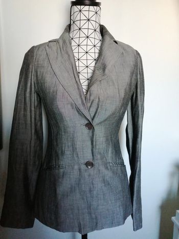 Blazer gris brillant Mango. Neuf. Taille 1
