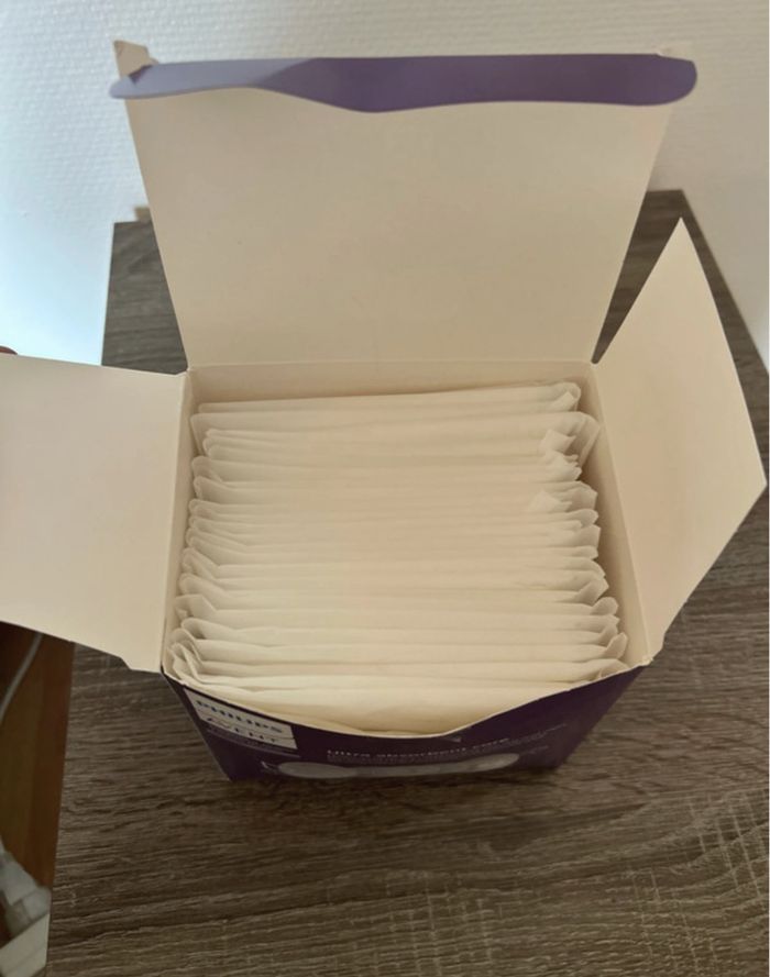 2 Boîtes coussinets d’allaitement - photo numéro 3