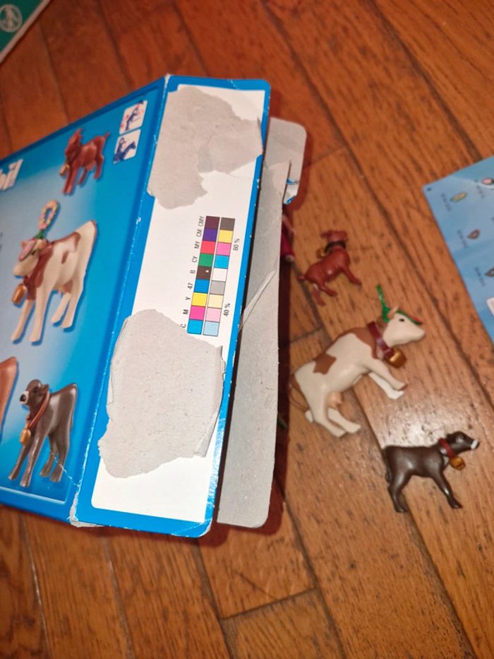 Playmobil 5425 - famille des montagnes avec vaches - photo numéro 9