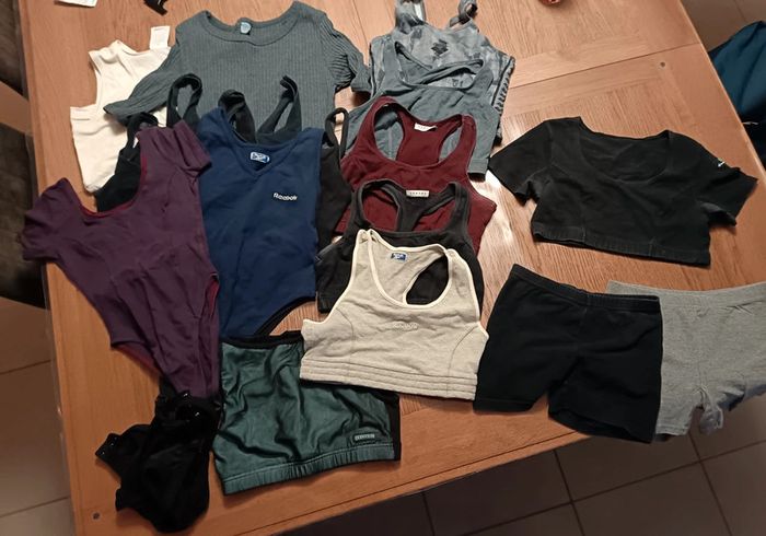 Lot vêtements de danse