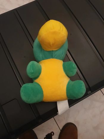 Peluche dinosaure vert