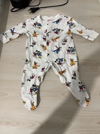 Lot 2 pièce Mickey taille 1 mois