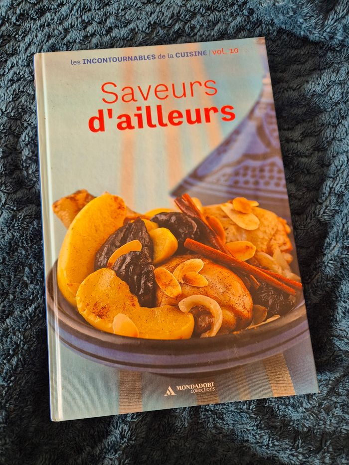Livre recette titre Saveurs d'ailleurs