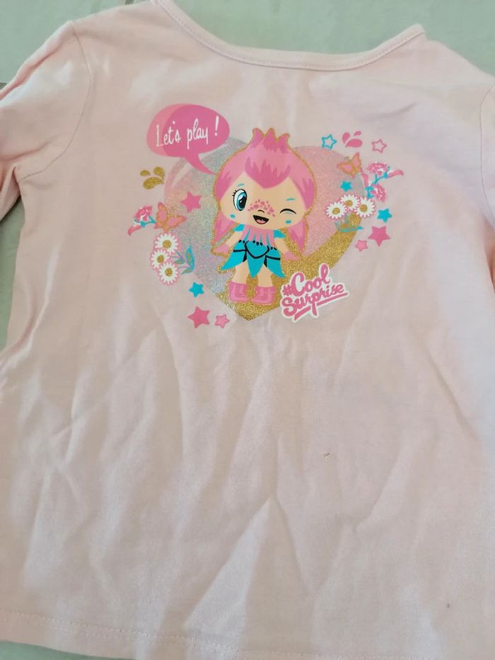 Tee-shirt manches longues porté une ou deux fois taille 3ans - photo numéro 3