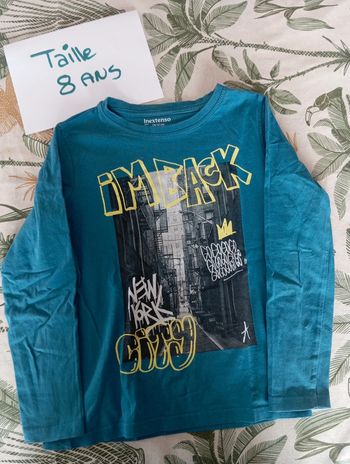 Pull taille 8 ans