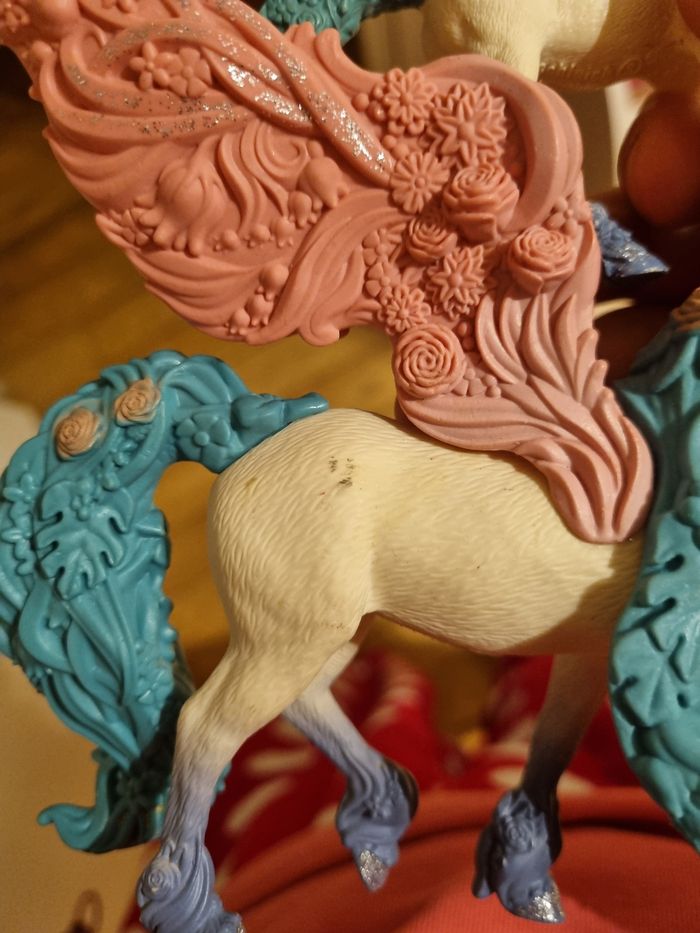 Licorne aux fleurs et son poulain - photo numéro 6