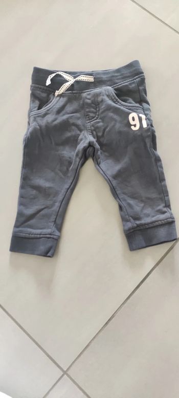 Pantalon garçon taille 12 mois