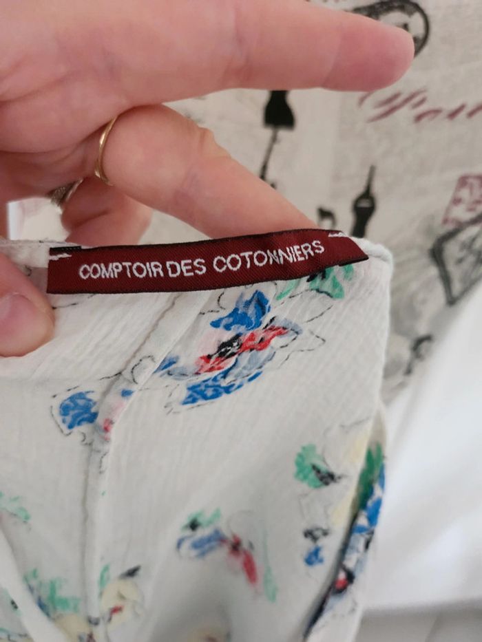Superbe Haut Fleuri de marque Le comptoir des cotonniers et de taille 36 - photo numéro 5