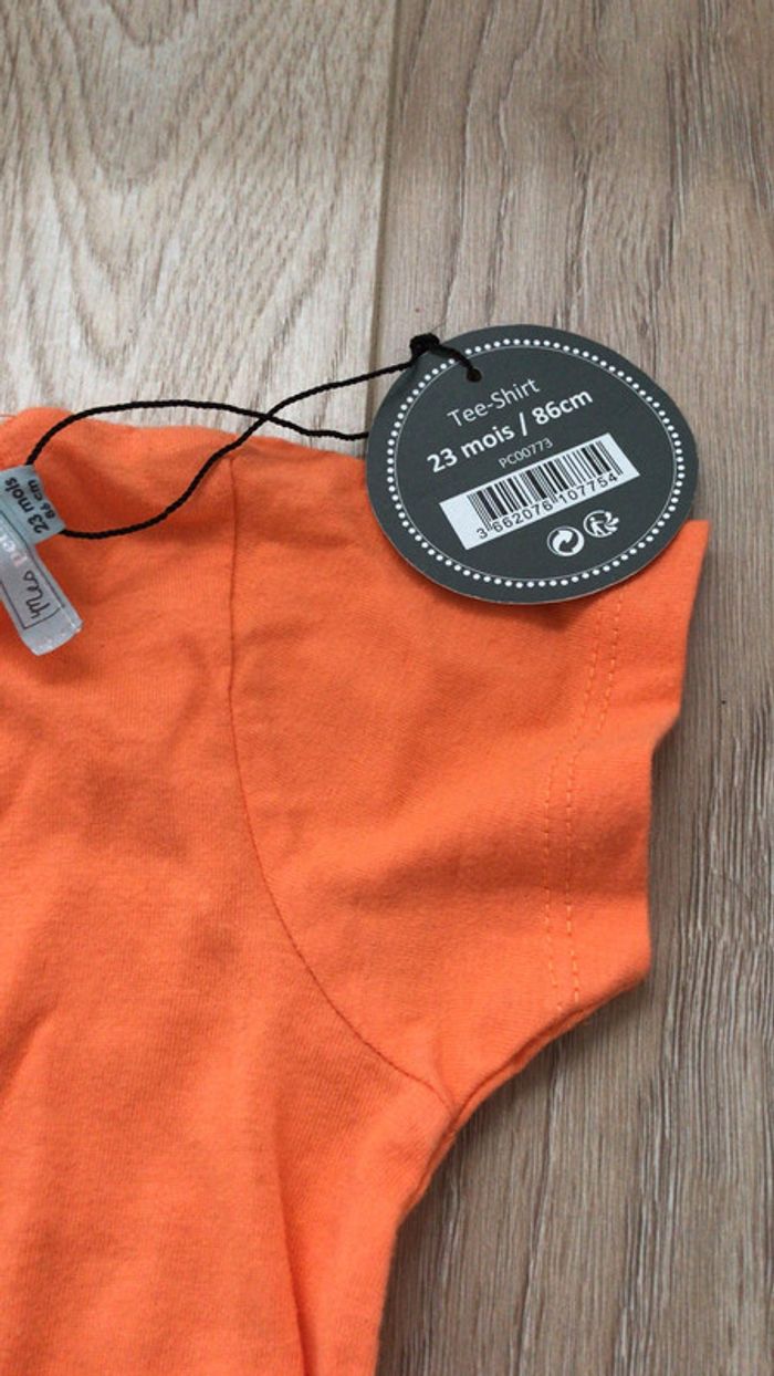 T shirt MC 24 mois orange neuf avec étiquette - photo numéro 2